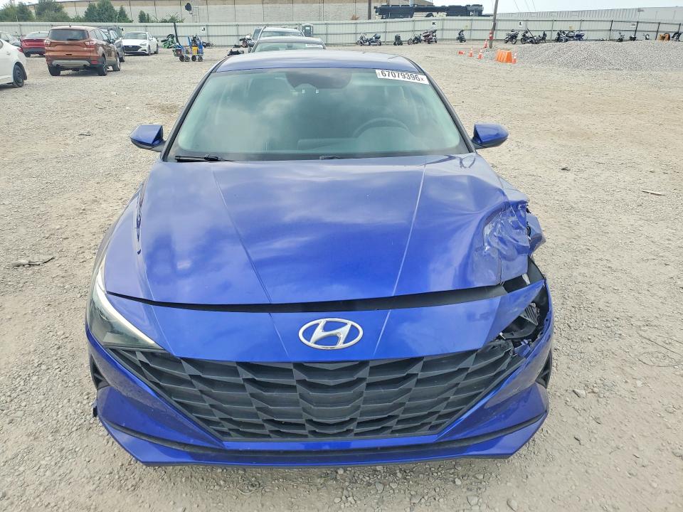 Photo 5 from auction – 2023 HYUNDAI ELANTRA with VIN KMHLM4AG2PU502771