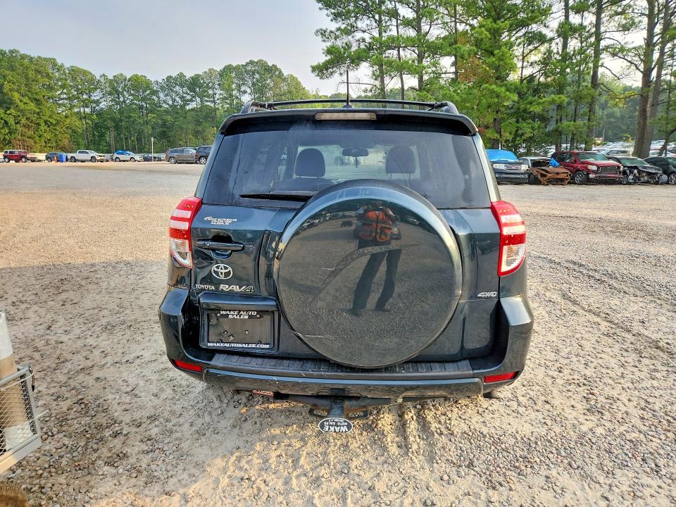 Photo 6 from auction – 2010 TOYOTA RAV4 with VIN 2T3DF4DVXAW060099