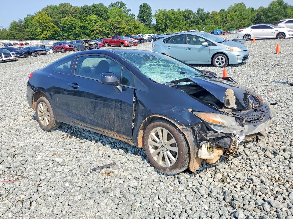 Photo 4 from auction – 2012 HONDA CIVIC with VIN 2HGFG3B83CH517241