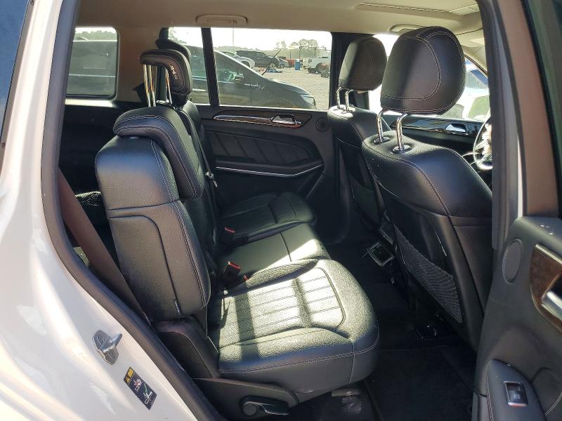 Photo 11 from auction – 2013 MERCEDES-BENZ GL with VIN 4JGDF7CE1DA186806