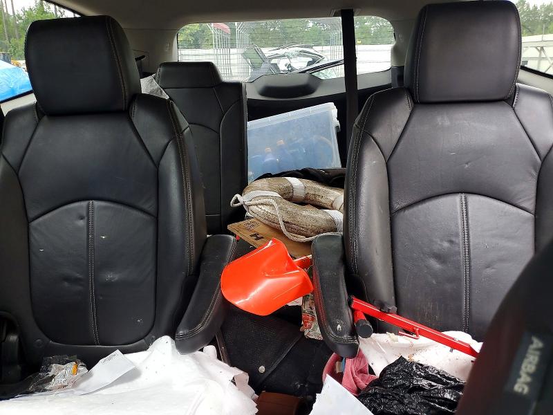 Photo 10 from auction – 2015 CHEVROLET TRAVERSE with VIN 1GNKRHKD5FJ320308