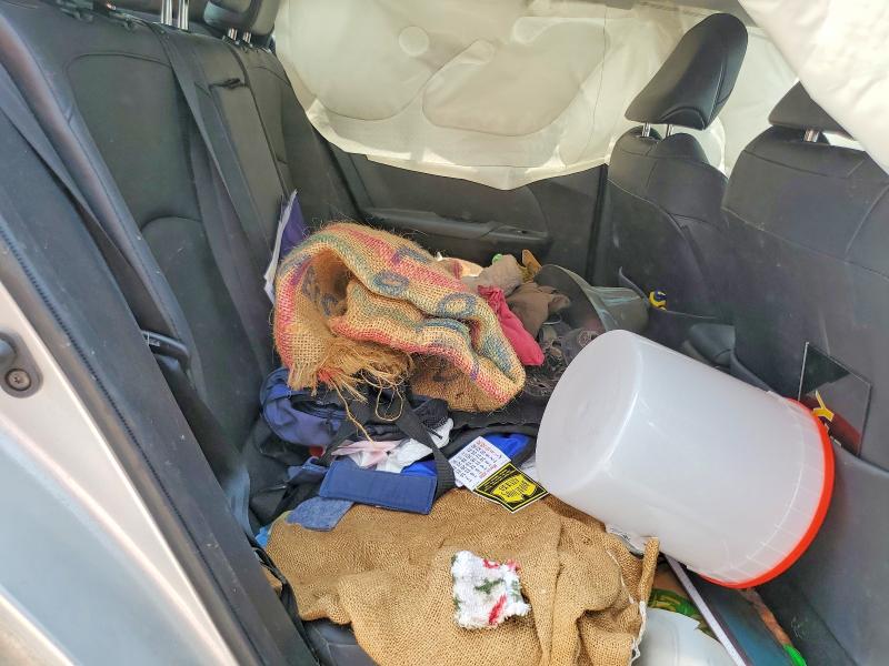 Photo 10 from auction – 2018 TOYOTA PRIUS with VIN JTDKARFU8J3063173