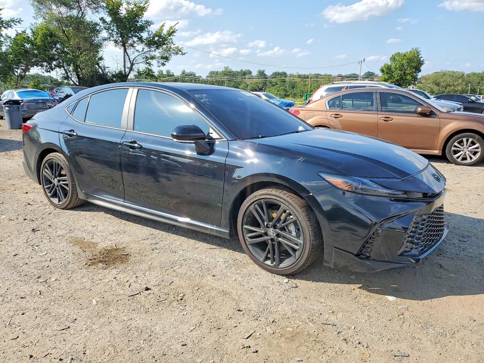 Фото 4 с аукциона – 2026 TOYOTA CAMRY с VIN 4T1DAACKXTU736907