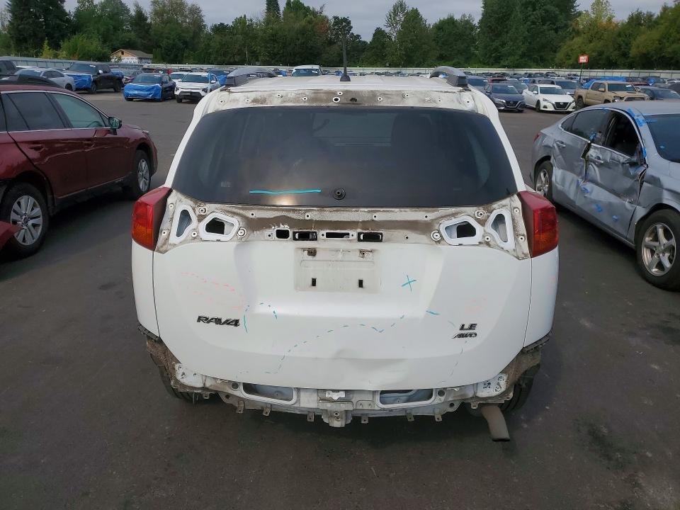 Photo 6 from auction – 2013 TOYOTA RAV4 with VIN JTMBFREV0DD023325