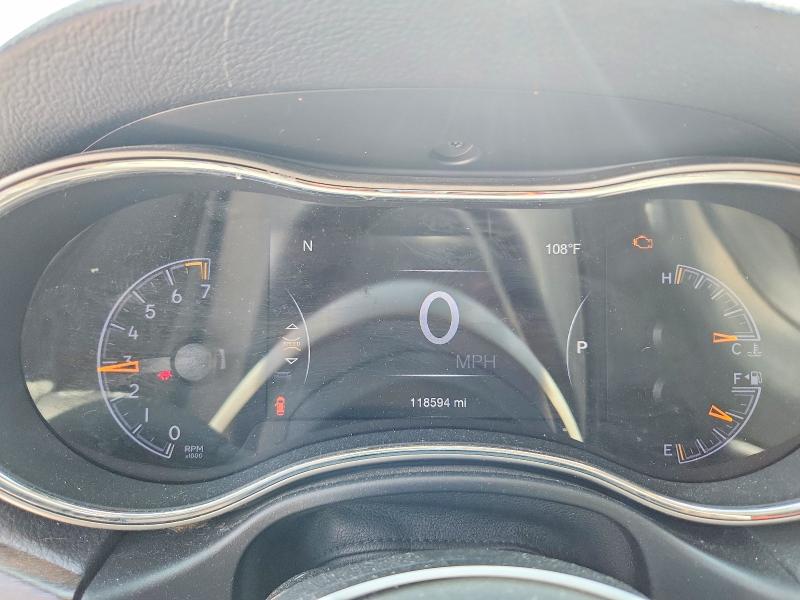 Снимка 9 от търг – 2018 JEEP GRAND CHEROKEE с VIN 1C4RJEBG6JC339423