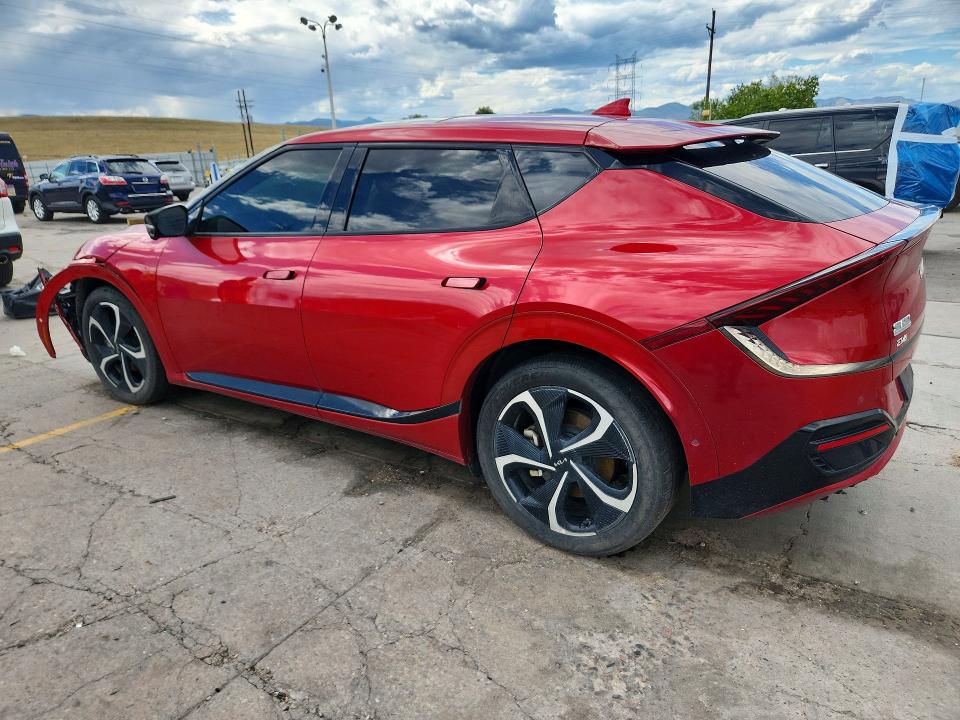 Zdjęcie 2 z aukcji – 2022 KIA EV6 z VIN KNDC4DLC1N5034439