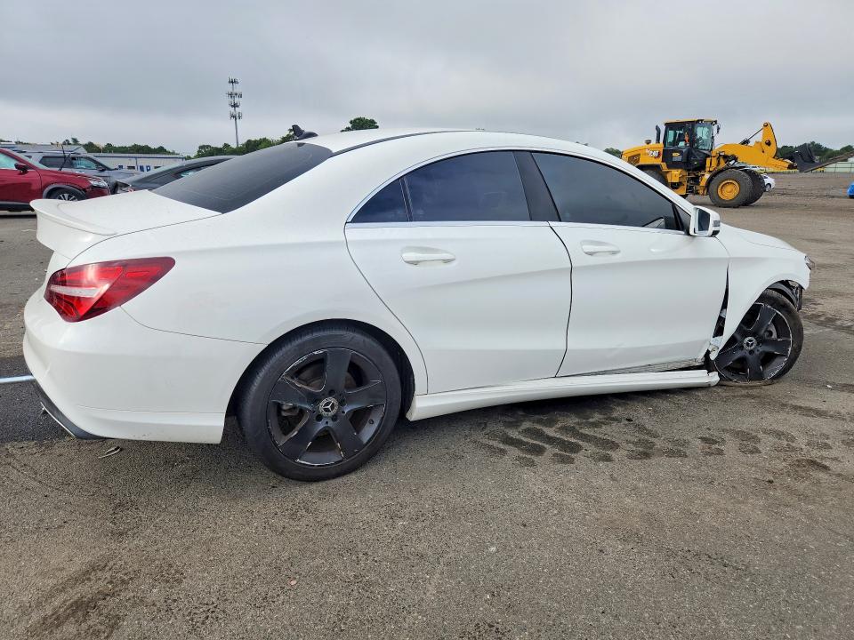 Photo 3 from auction – 2019 MERCEDES-BENZ CLA with VIN WDDSJ4EB4KN707914
