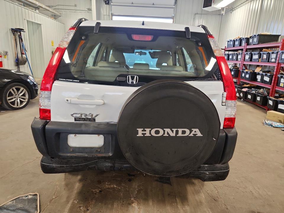Photo 6 from auction – 2005 HONDA CR-V with VIN SHSRD78565U303340