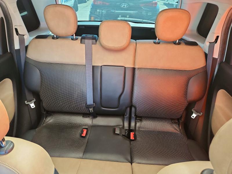 Photo 10 from auction – 2014 FIAT 500L with VIN ZFBCFACH4EZ007171