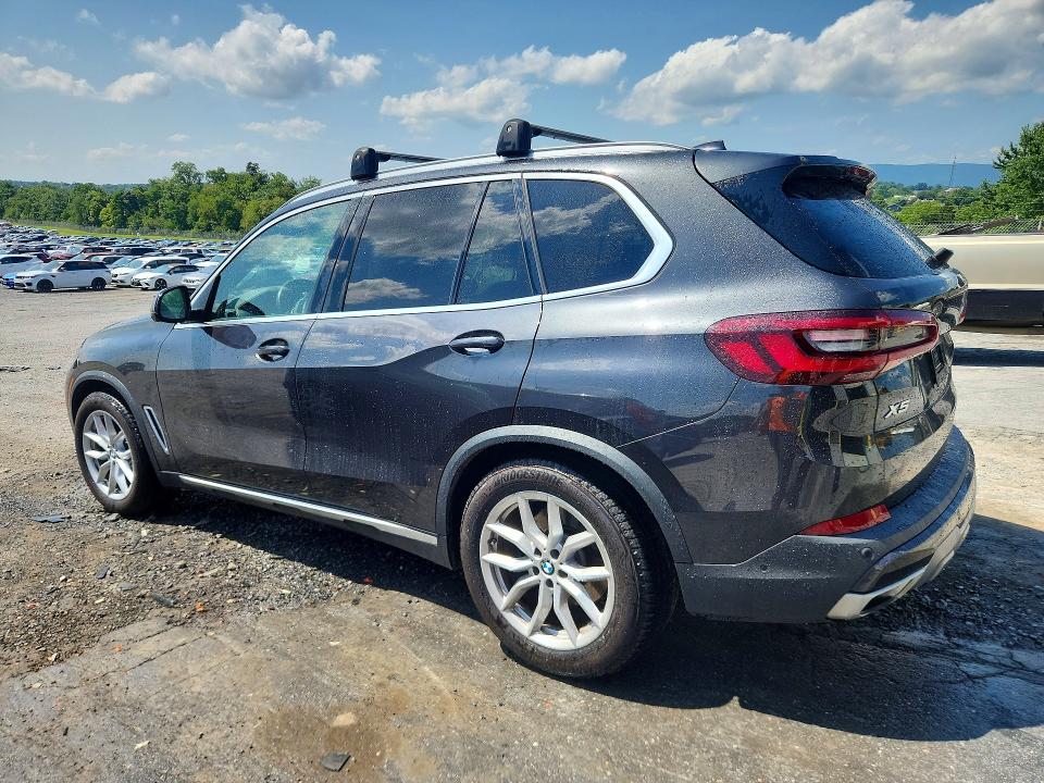 Photo 2 from auction – 2021 BMW X5 with VIN 5UXCR6C02M9E75055