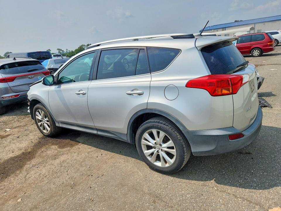 Photo 2 from auction – 2014 TOYOTA RAV4 with VIN 2T3DFREV3EW161647