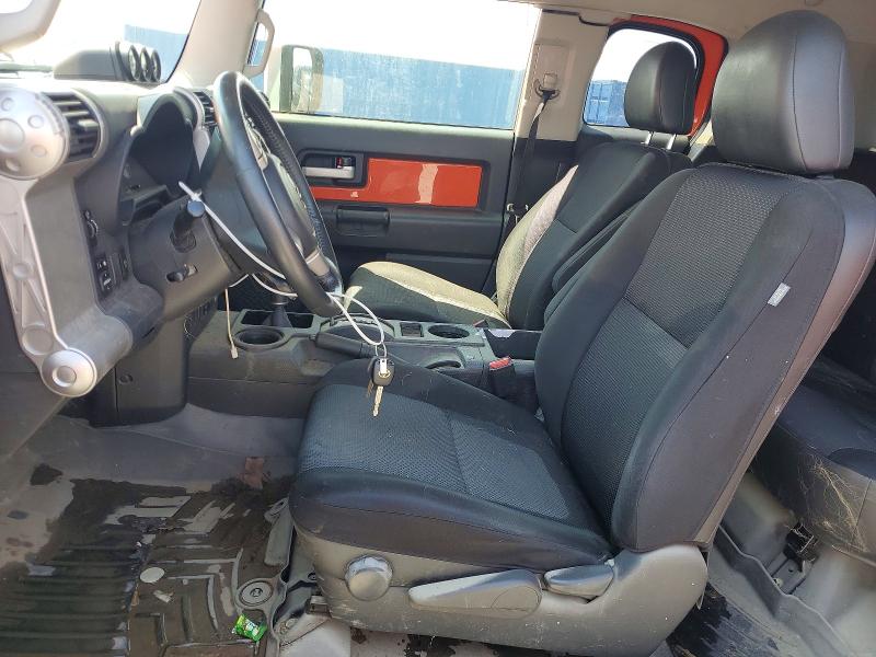 Photo 7 from auction – 2013 TOYOTA FJ CRUISER with VIN JTEBU4BF5DK168261