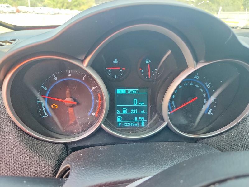 Photo 9 from auction – 2015 CHEVROLET CRUZE with VIN 1G1PC5SB6F7174715