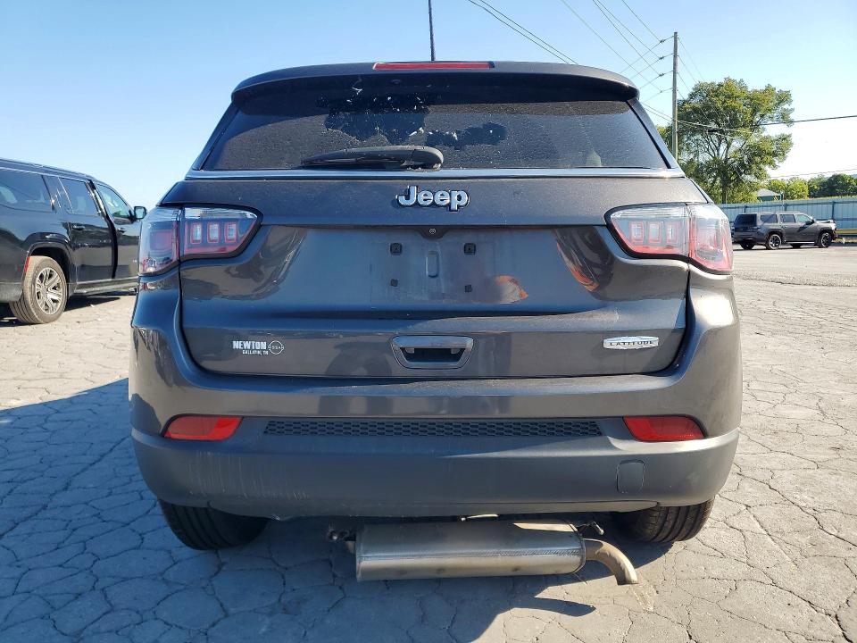 Photo 6 from auction – 2018 JEEP COMPASS with VIN 3C4NJCBBXJT502408