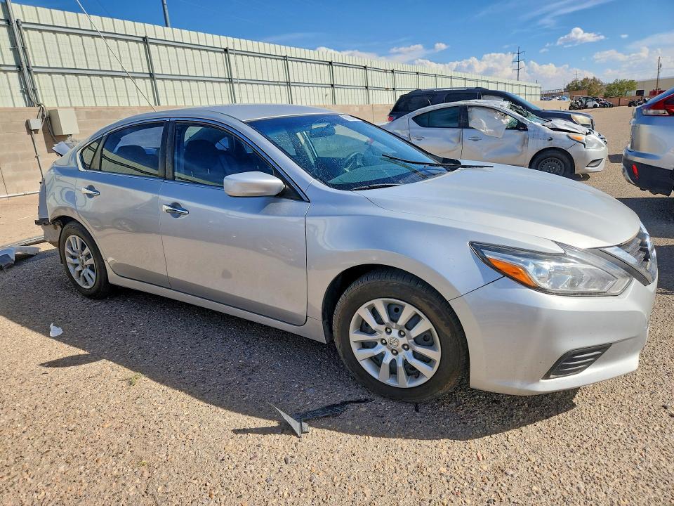 Photo 4 from auction – 2016 NISSAN ALTIMA with VIN 1N4AL3AP0GC132389