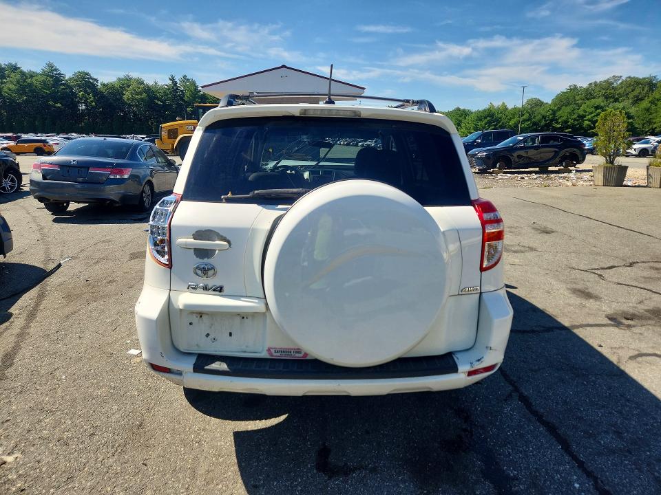 Photo 6 from auction – 2011 TOYOTA RAV4 with VIN 2T3BF4DV0BW171768