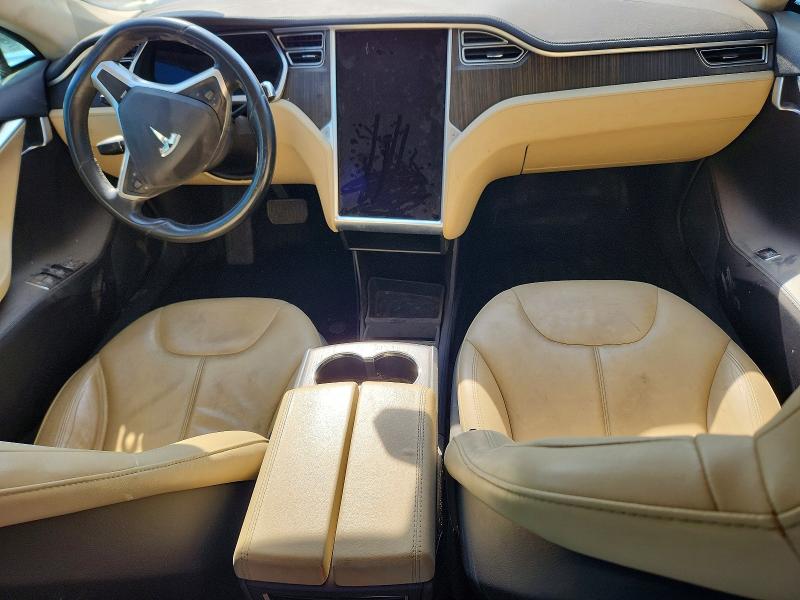 Photo 8 from auction – 2013 TESLA MODEL S with VIN 5YJSA1CN4DFP19553