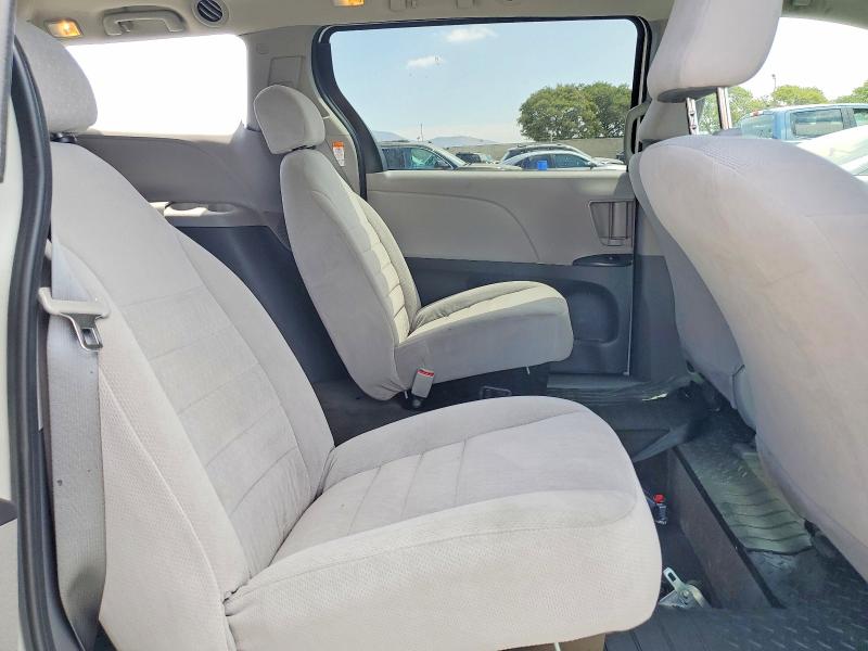 Photo 11 from auction – 2020 TOYOTA SIENNA with VIN 5TDZZ3DCXLS042454