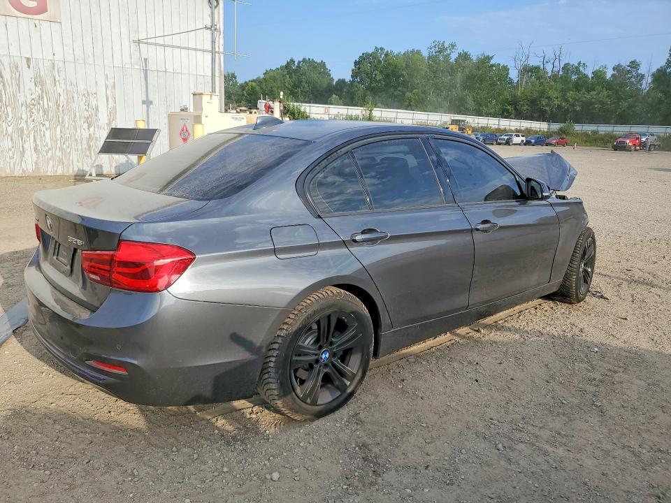 صورة رقم 3 من المزاد - 2016 BMW 328 مع VIN WBA8E3C59GK503759