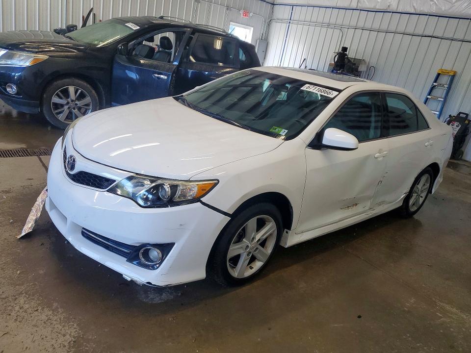 TOYOTA CAMRY 2012 with VIN 4T1BF1FK7CU582774 - Photo from auction