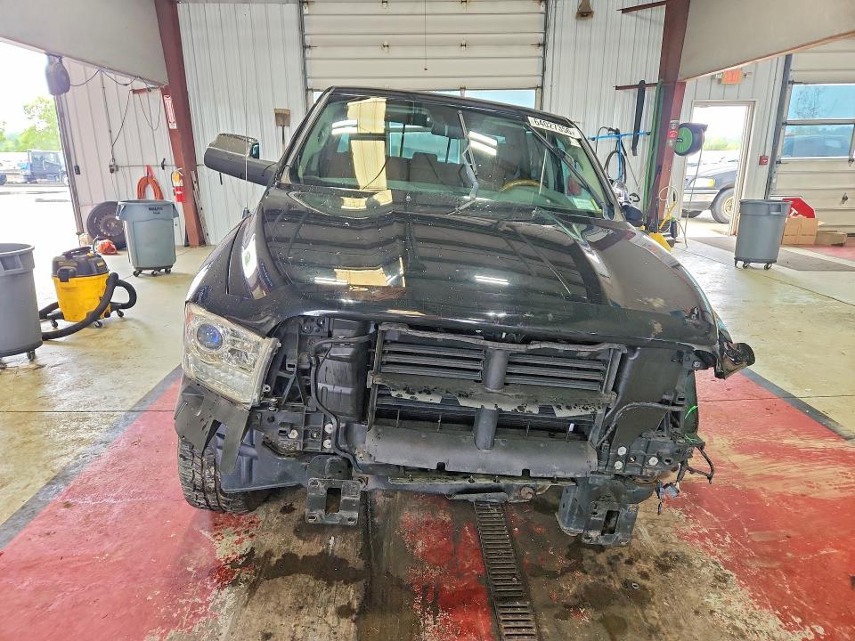 Photo 5 from auction – 2016 RAM 1500 with VIN 1C6RR7PT8GS417443
