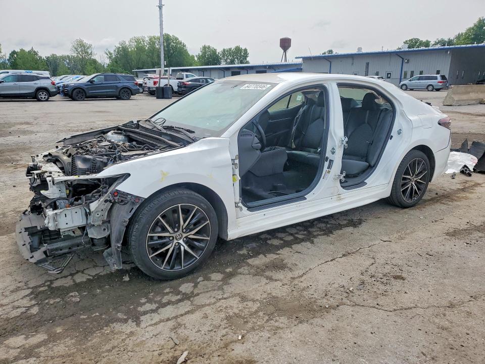 TOYOTA CAMRY 2023 with VIN 4T1G11AK3PU810951 - Photo from auction