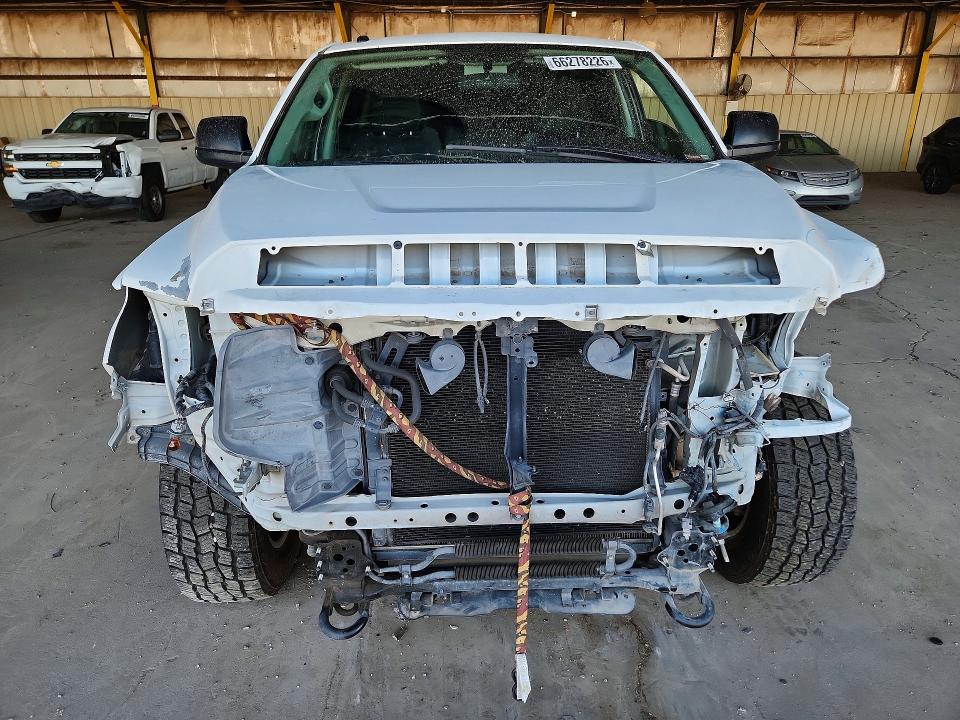 Photo 5 from auction – 2016 TOYOTA TUNDRA with VIN 5TFEW5F11GX205457