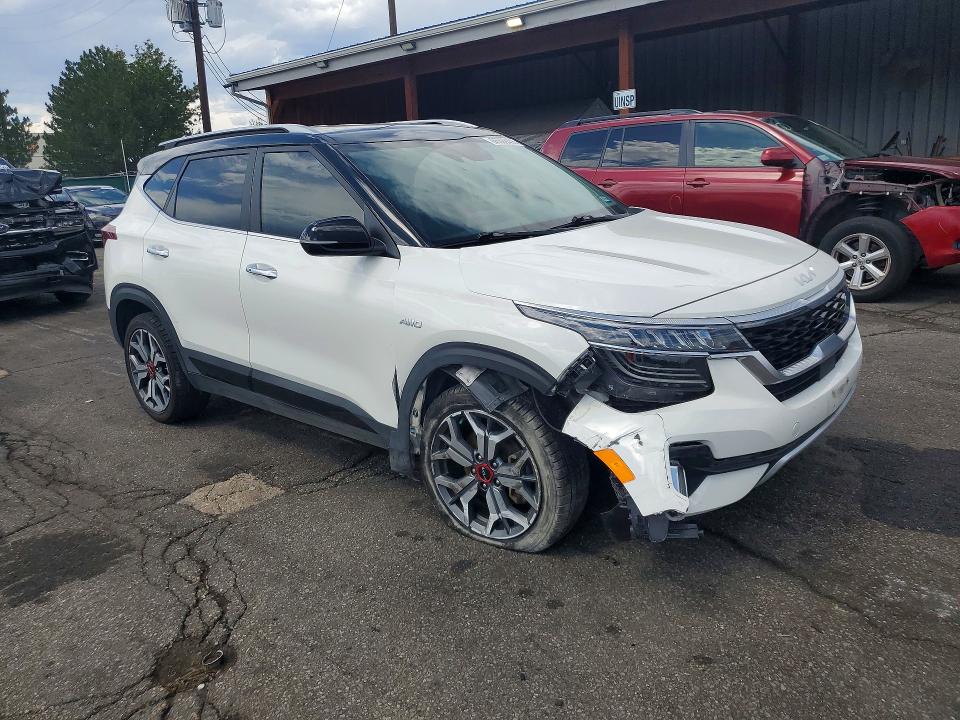 Photo 4 from auction – 2023 KIA SELTOS with VIN KNDETCA21P7360930