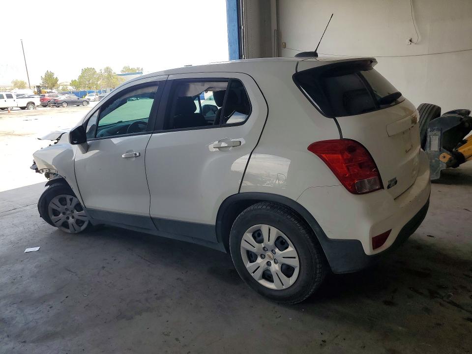 Photo 2 from auction – 2017 CHEVROLET TRAX with VIN KL7CJKSB2HB228860