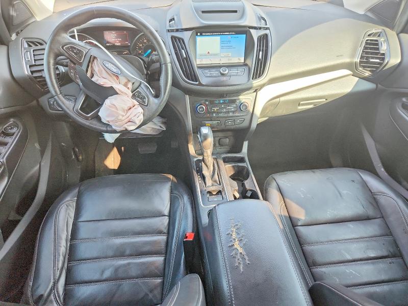 Снимка 8 от търг – 2018 FORD ESCAPE с VIN 1FMCU0HD2JUD25845