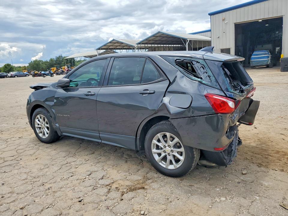 Photo 2 from auction – 2018 CHEVROLET EQUINOX with VIN 2GNAXHEV2J6171948