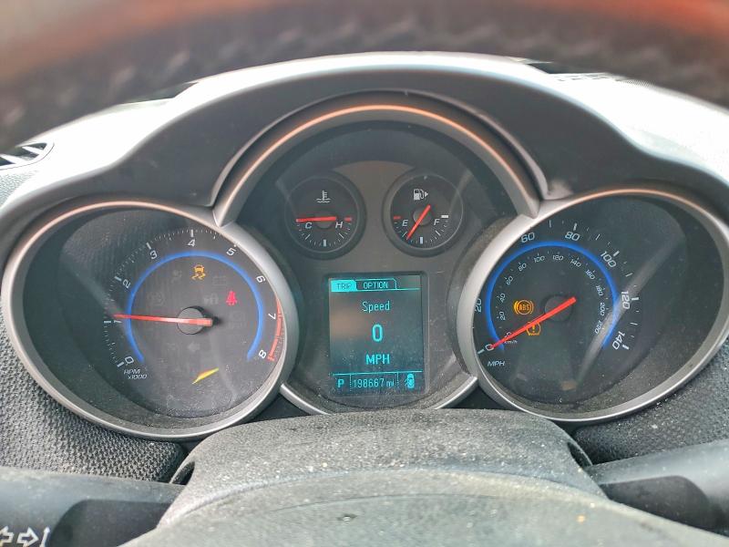 Photo 9 from auction – 2015 CHEVROLET CRUZE with VIN 1G1PE5SB9F7206860