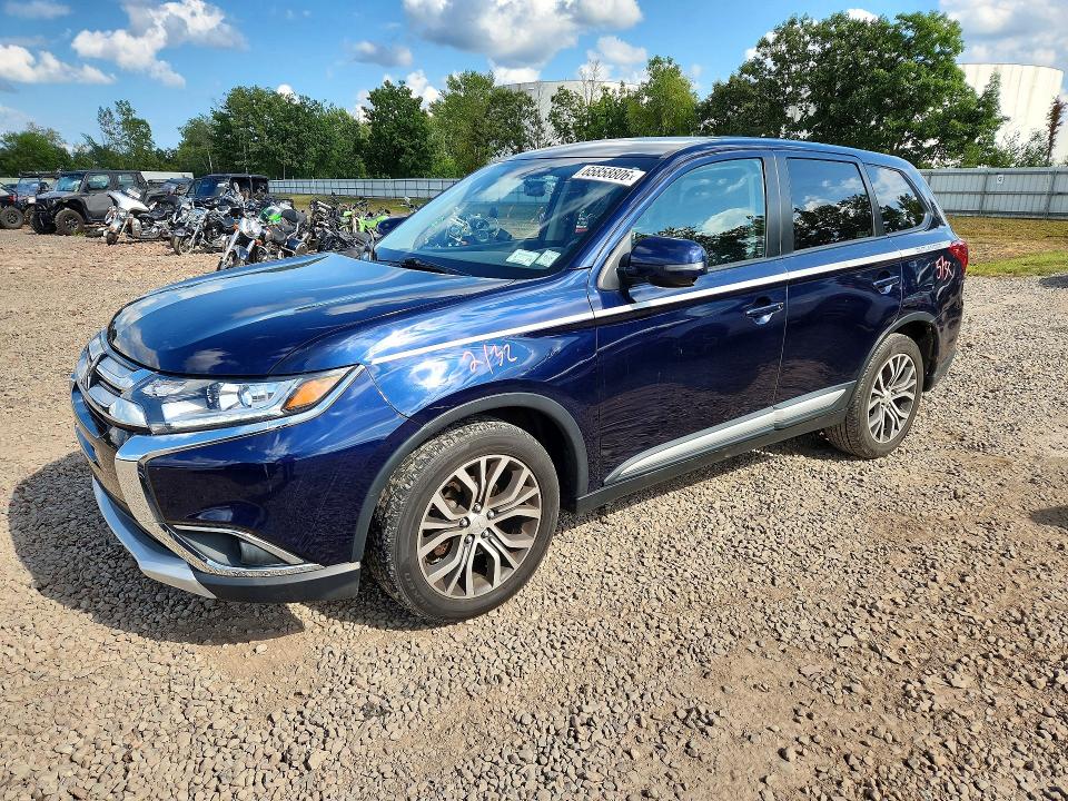 MITSUBISHI OUTLANDER 2018 with VIN JA4AZ3A36JZ045259 - Photo from auction