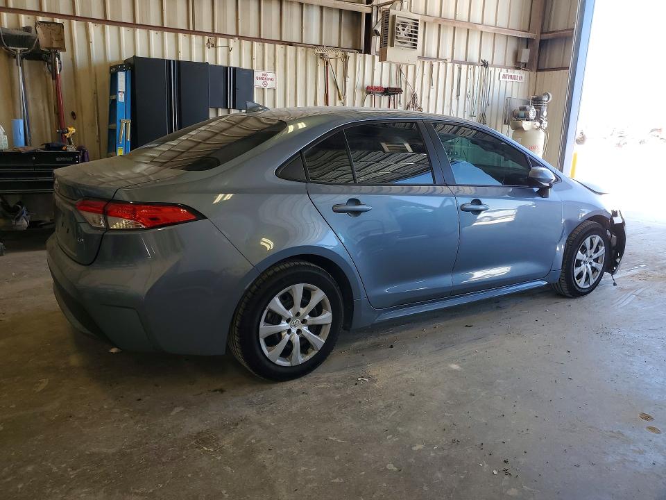 Photo 3 from auction – 2022 TOYOTA COROLLA with VIN 5YFEPMAE0NP362121