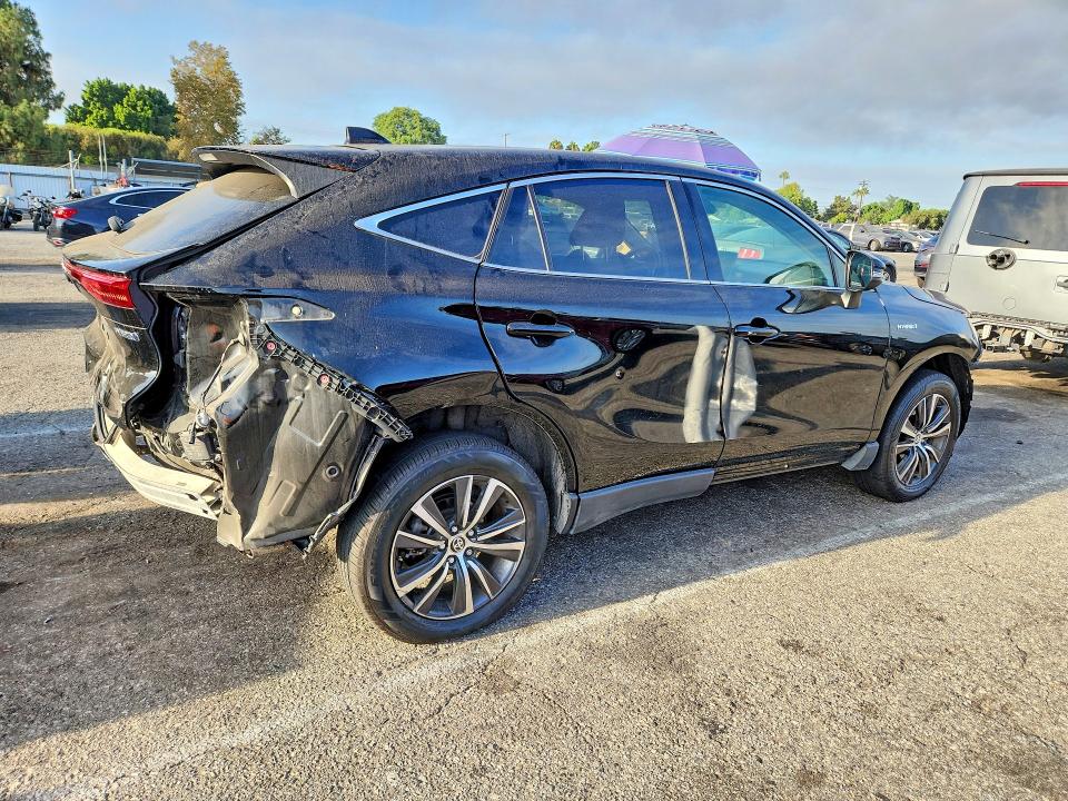 Photo 3 from auction – 2021 TOYOTA VENZA with VIN JTEAAAAH3MJ064427
