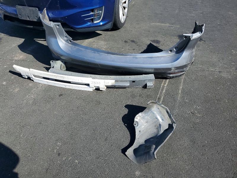 Photo 13 from auction – 2012 MAZDA 5 with VIN JM1CW2DL9C0140144