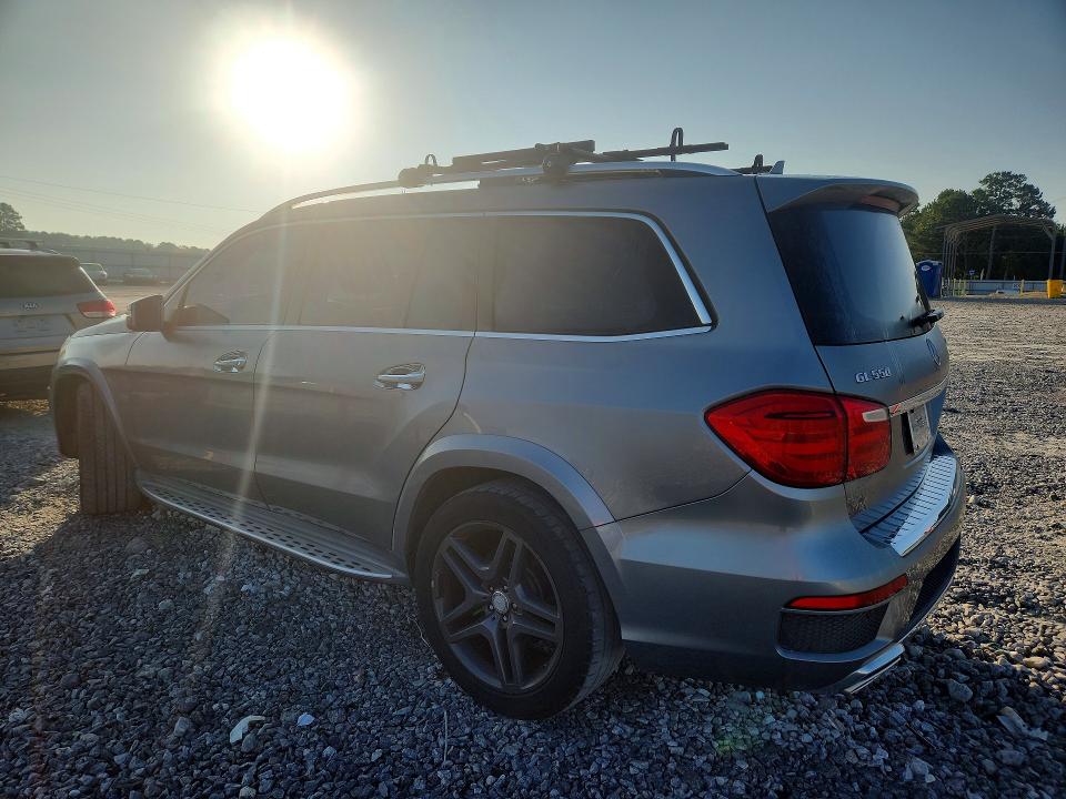 Foto 2 de la subasta – 2015 MERCEDES-BENZ GL con VIN 4JGDF7DE9FA481007