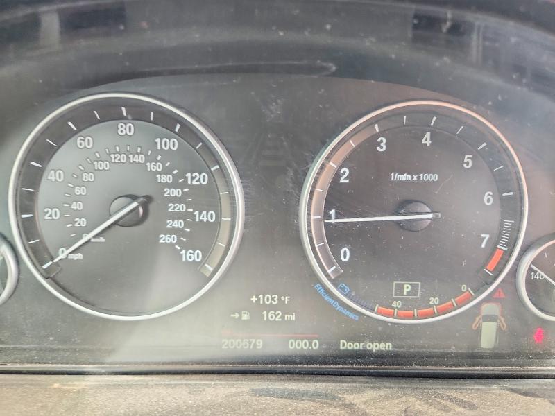 Снимка 9 от търг – 2015 BMW X5 с VIN 5UXKR2C51F0H39650