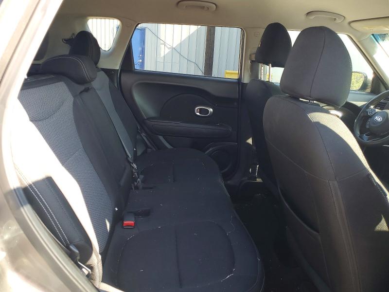 Photo 10 from auction – 2017 KIA SOUL with VIN KNDJP3A58H7444273