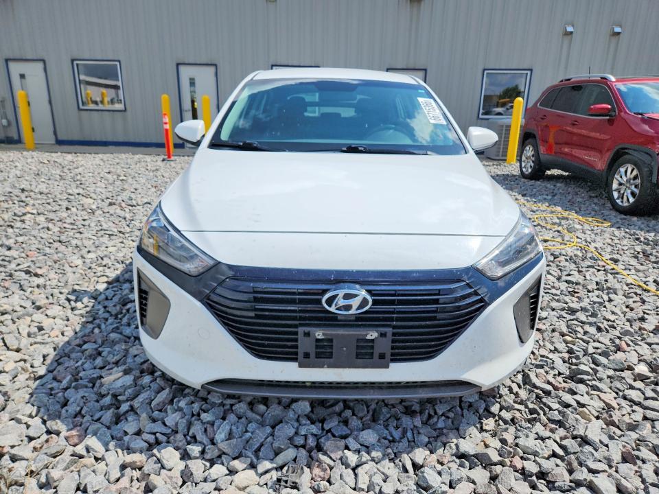 Photo 5 from auction – 2018 HYUNDAI IONIQ with VIN KMHC65LC2JU091373