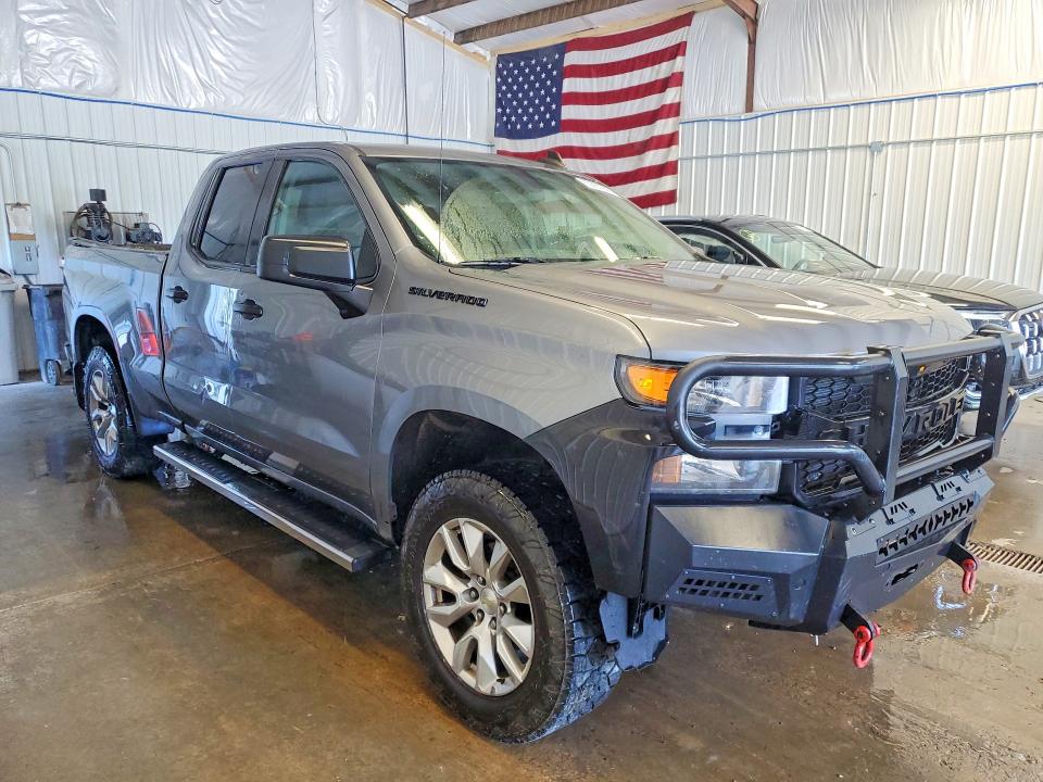 Photo 4 from auction – 2020 CHEVROLET SILVERADO with VIN 1GCRYBEH2LZ332354