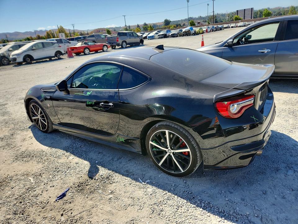 Photo 2 from auction – 2019 TOYOTA 86 with VIN JF1ZNAE18K9702197