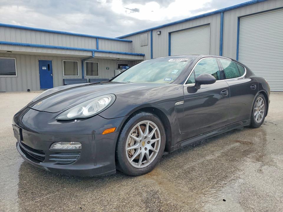 PORSCHE PANAMERA 2011 with VIN WP0AB2A72BL062555 - Photo from auction