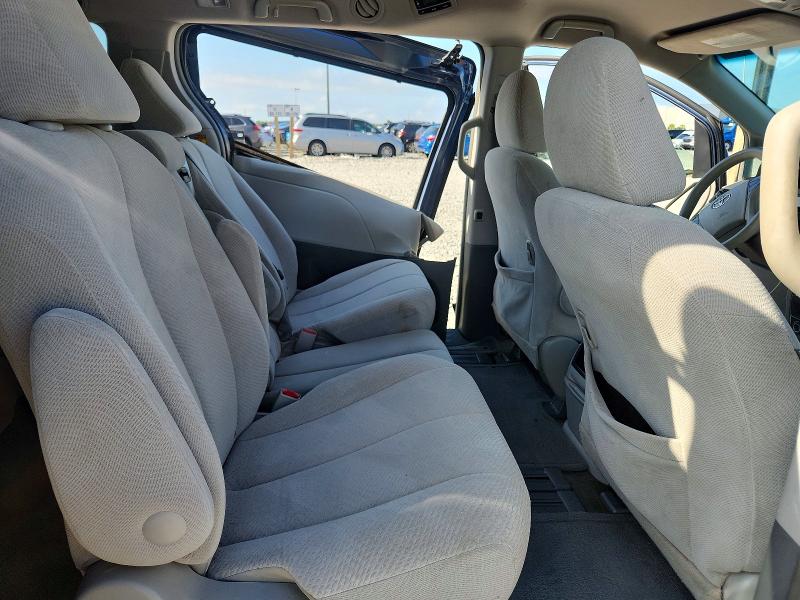 Photo 11 from auction – 2014 TOYOTA SIENNA with VIN 5TDKK3DCXES451885