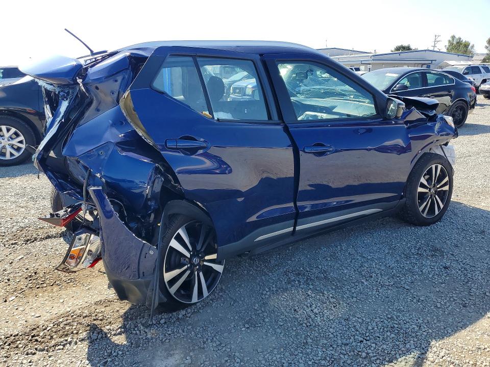 Photo 3 from auction – 2019 NISSAN KICKS with VIN 3N1CP5CUXKL482988
