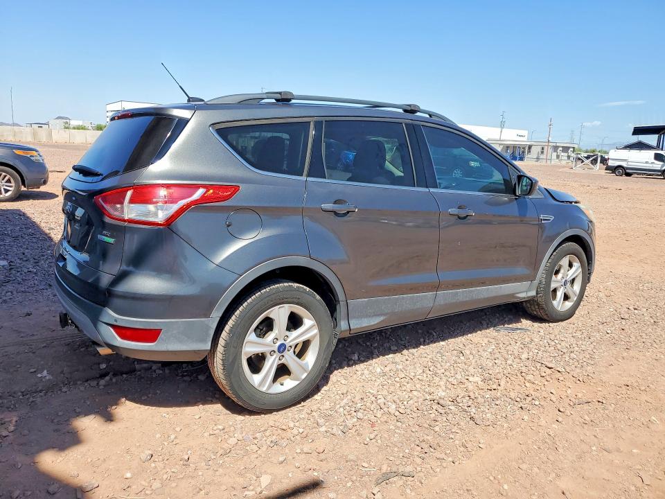 Photo 3 from auction – 2016 FORD ESCAPE with VIN 1FMCU0G95GUA68153