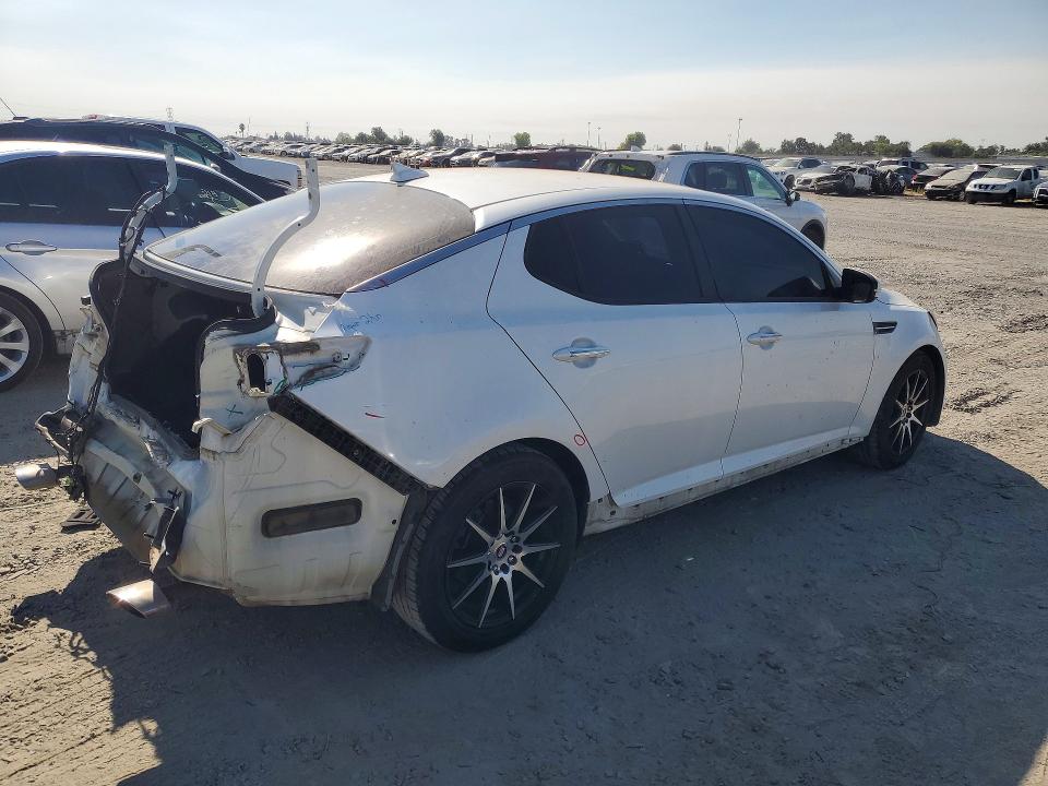 Photo 3 from auction – 2015 KIA OPTIMA with VIN KNAGM4A74F5634121