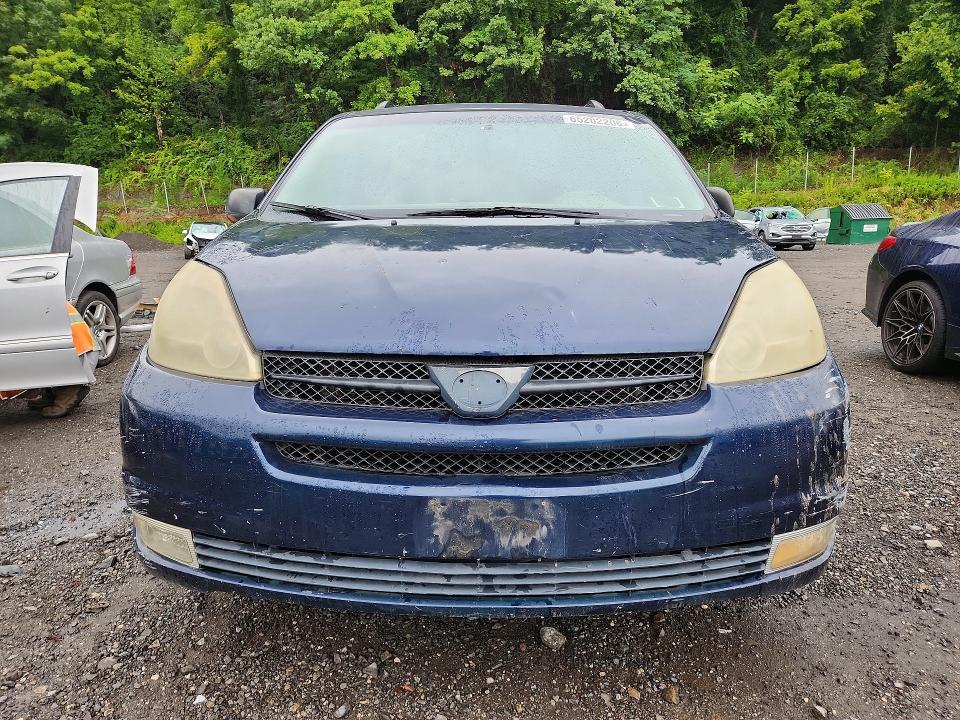 Photo 5 from auction – 2004 TOYOTA SIENNA with VIN 5TDZA23C44S033947
