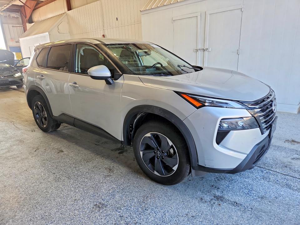 Photo 4 from auction – 2025 NISSAN ROGUE with VIN JN8BT3BB6SW417210