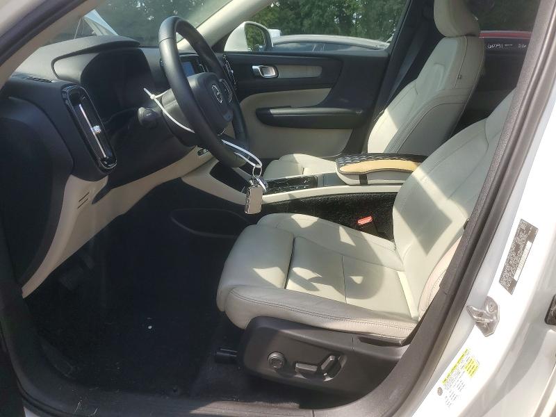 Photo 7 from auction – 2019 VOLVO XC40 with VIN YV4162UL8K2102878